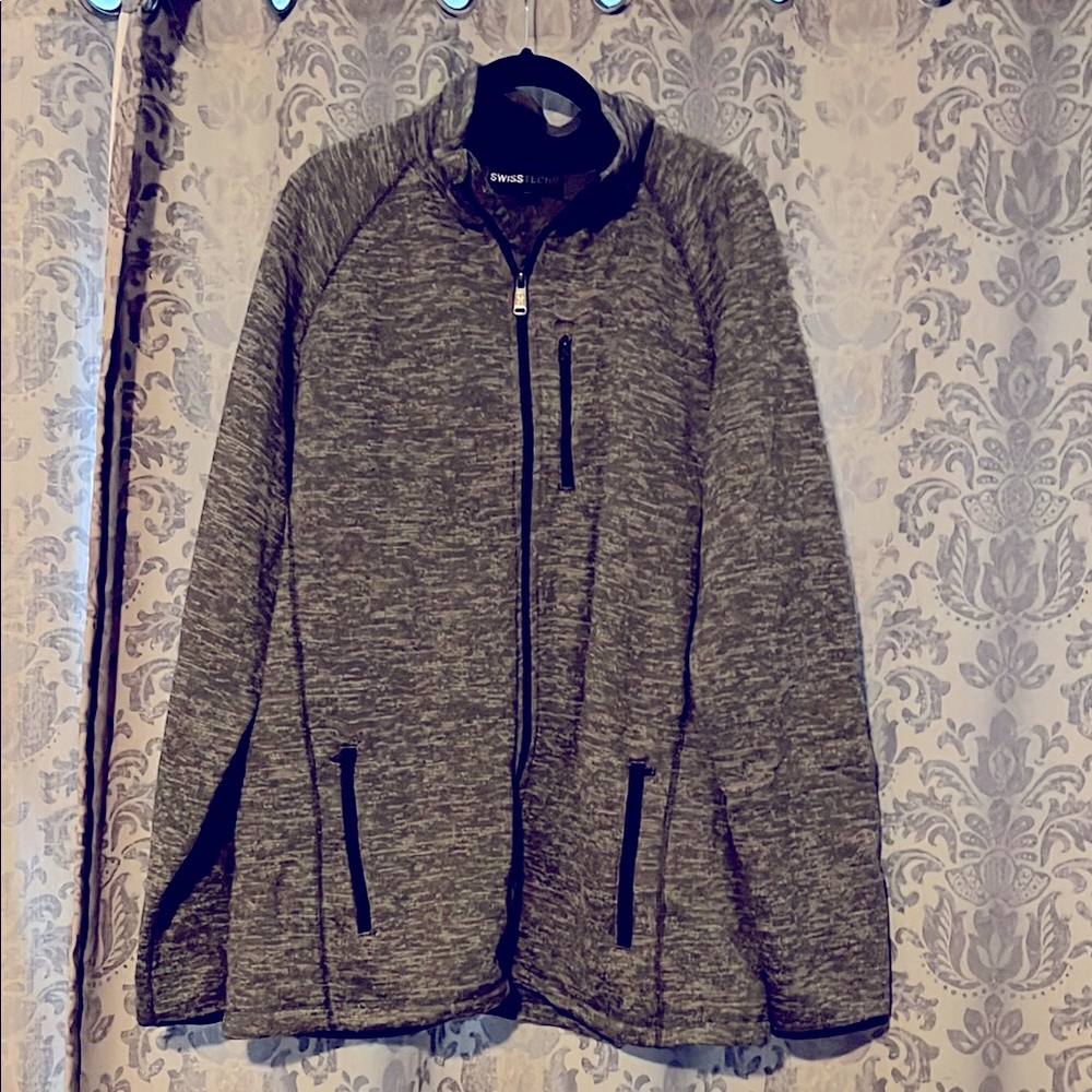 Men's Gray Jacket
